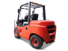 T8係列內燃平衡重式叉車